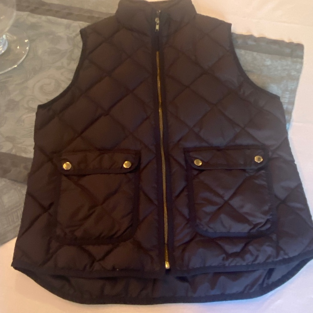 J Crew Down Vest, Size Large, Black